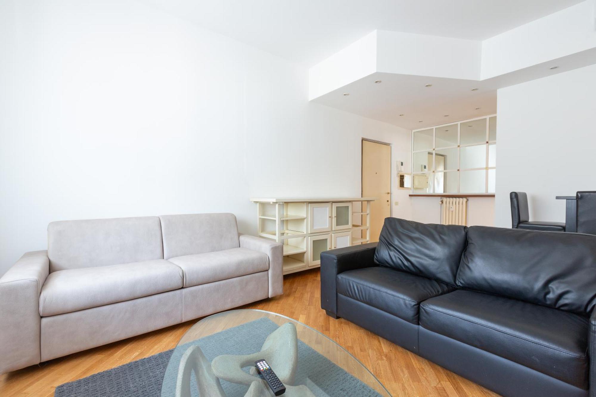 Lorenteggio Large Flat * Milan