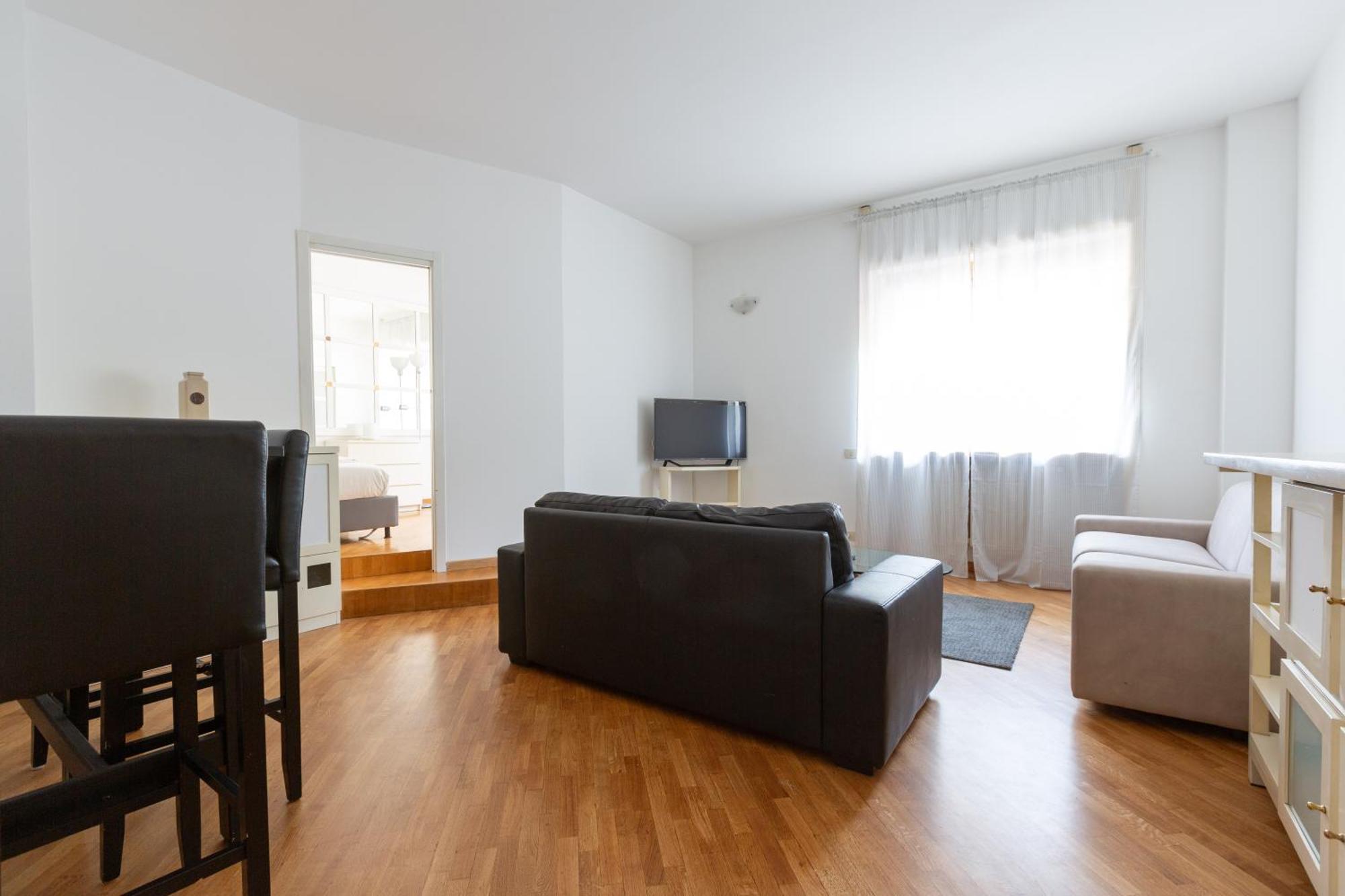 Appartement Lorenteggio Large Flat